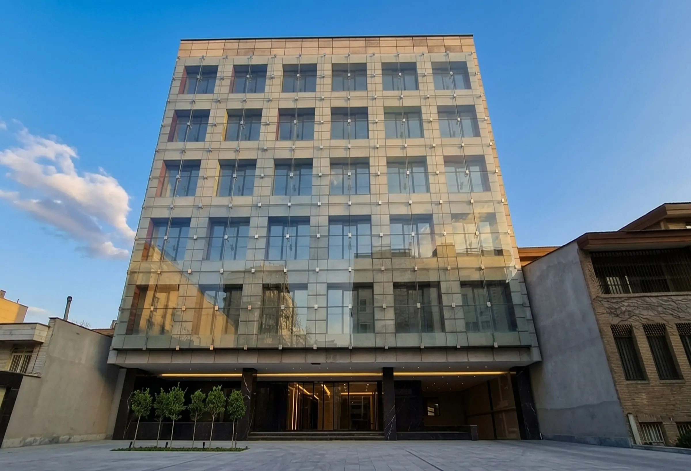 Moghaddas Ardebili Office — cable-net wall to the street elevation, Tehran
