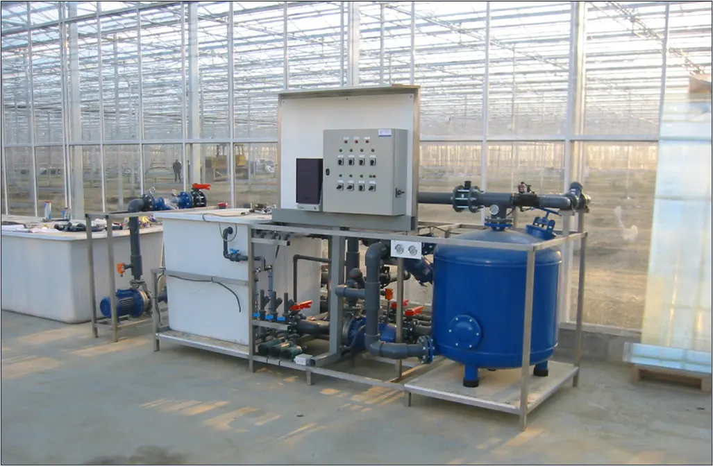 Irrigation and fertiliser dosing skid installed inside the greenhouse service bay